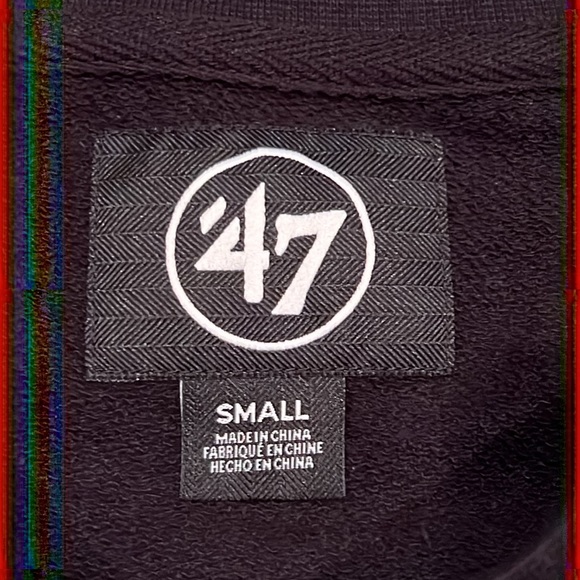 NEW Marquette University Sequined Sweatshirt Small - Picture 4 of 5